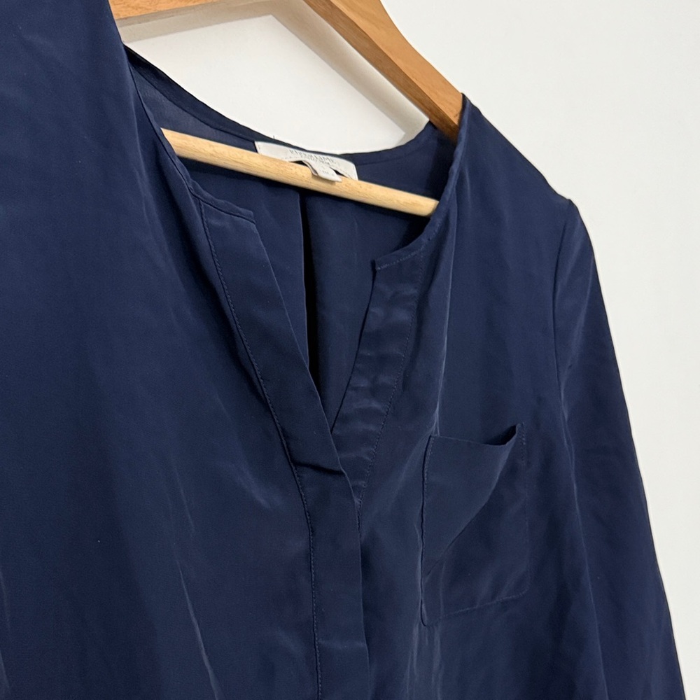 Piperlime V-neck blouse with left pocket - navy - size S